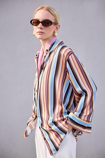 Touché Privé Line Pattern Satin Shirt