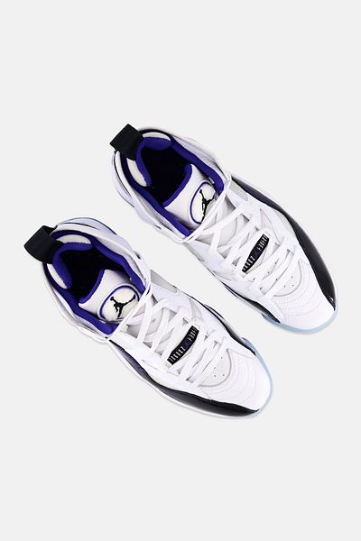 Nike Men Jumpman Two Trey Lace Up Sports Shoes, White