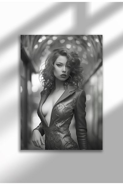 21mxm Vintage Photography Poster, Feminist Street Style, Black & White Canvas, Rebel Muse 2025