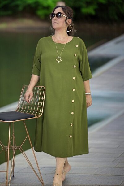 yagmurberen Yandan Wooden Button Detail Pocket Three Quarter Sleeve Cotton Viscose Plus Size Dress