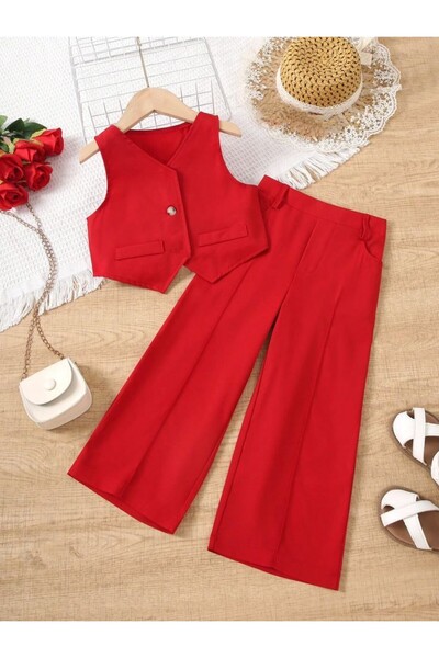 shop Червени панталони с жилетка, специално проектирани и от новия сезон, с к...