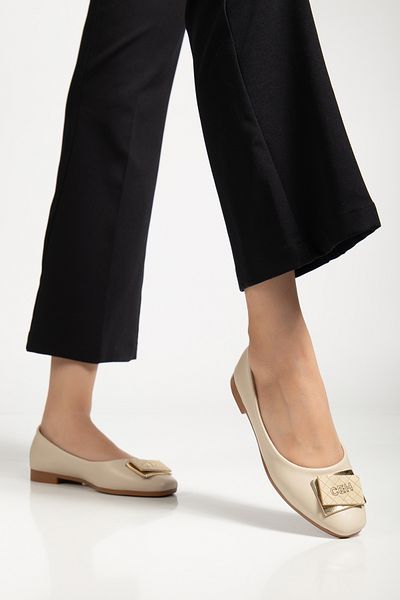 Tonny Black Women's Beige Oval Toe Ballerinas with Buckle on the Front
