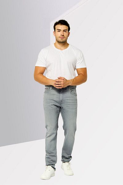 Tommy Hilfiger Men Slim Fit Washed Stretchable Denim Jeans, Grey