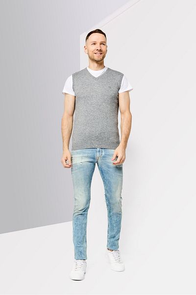 Harmont & Blaine Men V-Neck Knit Sweater Vest, Grey