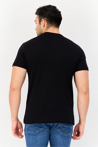 Funko Star Wars Men Crew Neck Short Sleeve Ahsoka T-Shirt, Black