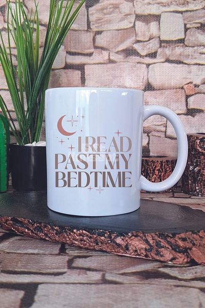 giftkonsept I Read Past My Bedtime Written Book Lover Night Owl Gift Printed Tea Coffee Presentation Mug Cup