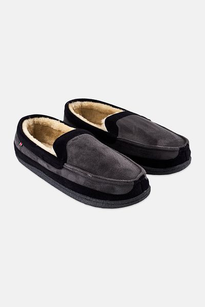Izod Men Textured Slip On Homewear Slippers, Grey