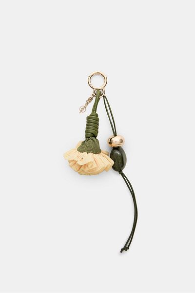 Stradivarius Flower charm keyring