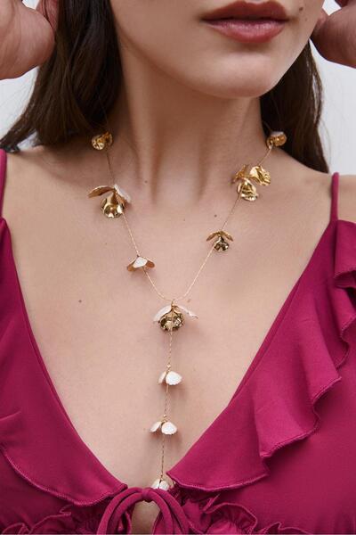 Stradivarius Çiçekli lariat kolye