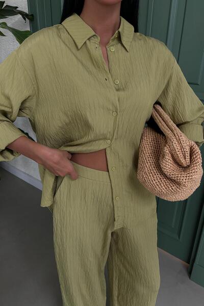 Lijuri Women's Green Cotton Self Embossing Striped Loose Suit