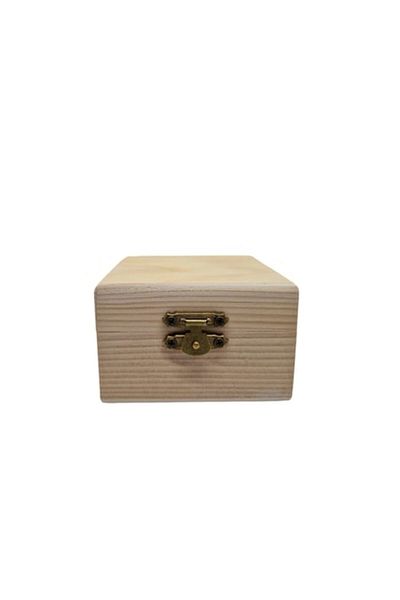 OEM Wooden square chest 8cm X 5cm