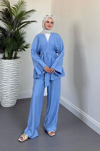 MERVEN AKYÜZ Eftelya Wide Belt Suit Baby Blue