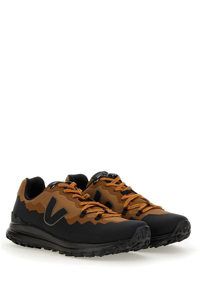 VEJA "Fitz Roy" Trek-Shell Sneaker