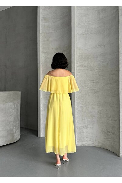 Bella Breeze Kadın Volanlı Omzu Açık Uzun Abiye Elbise