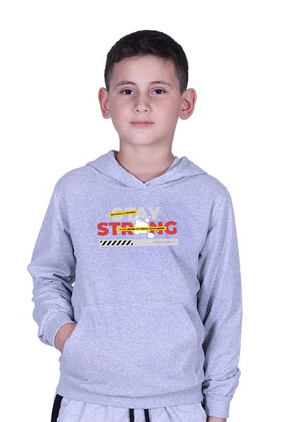 FYK KİDS Суитшърт за момче с качулка и джоб тип кенгуру, щампа „Остани силен“