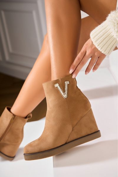 Joana Women's Camel Fur-lined Ankle Boots Made of Eco-Suede Leather Estella