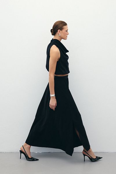 Sateen Slit Long Skirt - Black