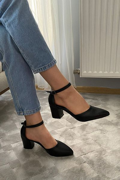 Preshley Pantofi de damă Gaya negri cu toc de 6 cm, cu curele la gleznă, cu părți deschise