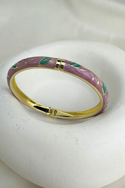Modex Special Series Enamel Leaf Detail Handcuff Bracelet (Diameter: 6cm)
