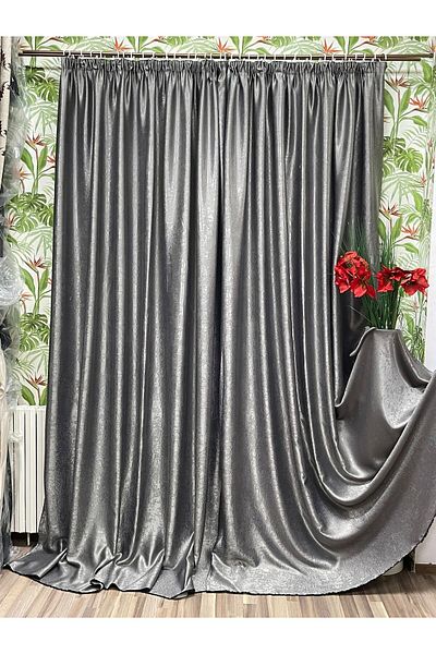 Liz Line Set of two blackout curtains, with drapery, various sizes and colors, from the "Monocrom" range by Liz Line