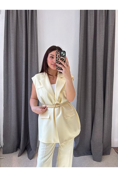 ROSSA Oversize Belted Lined Vest