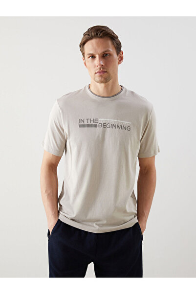 LC Waikiki طاقم الرقبة قصيرة الأكمام المطبوعة بتمشيط تي شيرت رجالي