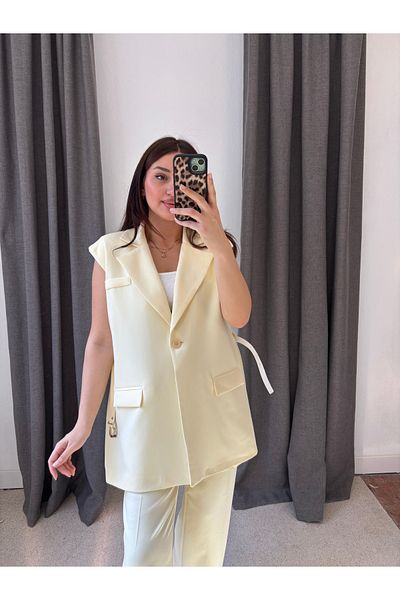 ROSSA Oversize Belted Lined Vest