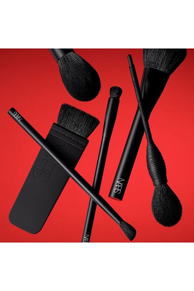 Nars # 27 Brow Defining Brush Angled Eyebrow Brush
