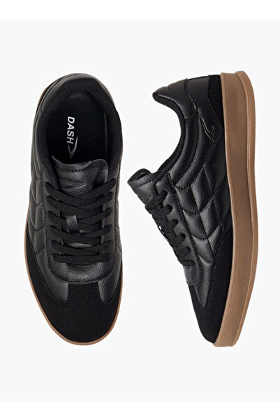 Dash حذاء رياضي نسائي مقسم إلى أجزاء مع رباط للإغلاق