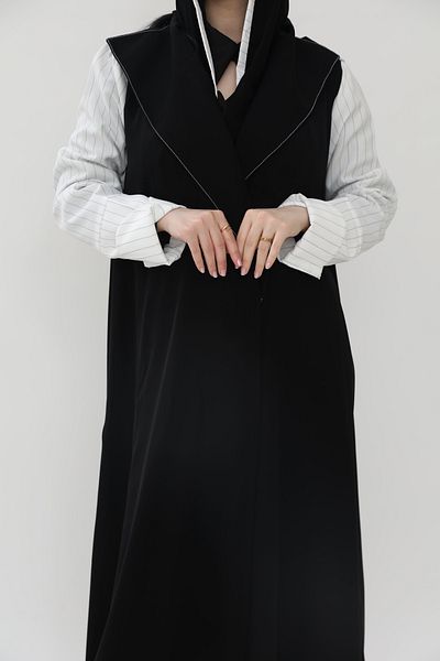 elegant hijab عباية حور تجمع بين الراحة و الاناقة