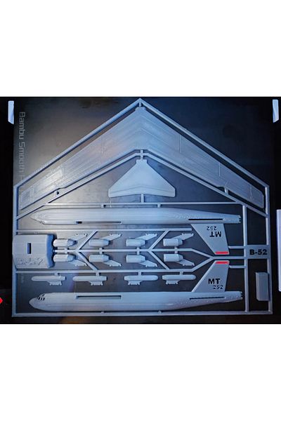 PUREYSMA B52 Airplane Model Kit |   Buildable Airplane Toy Model |   Collectible Jet Set