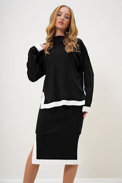 VAGGON Crew Neck Sleeve and Hem Stripe Detailed Knitwear Blouse and Midi Length Skirt Set
