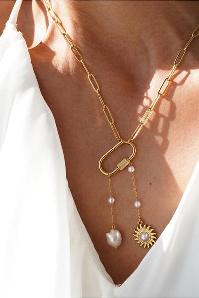 AŞIK ACCESSORIES Steel Pendant Detailed Pearl Sun Necklace