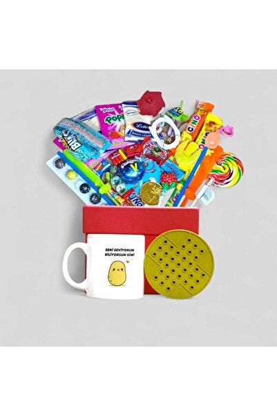 Nostaljik Lezzetler Zamana Dokunan Kırmızı Hediye Kutusu ve Seni Seviyorum Bi...