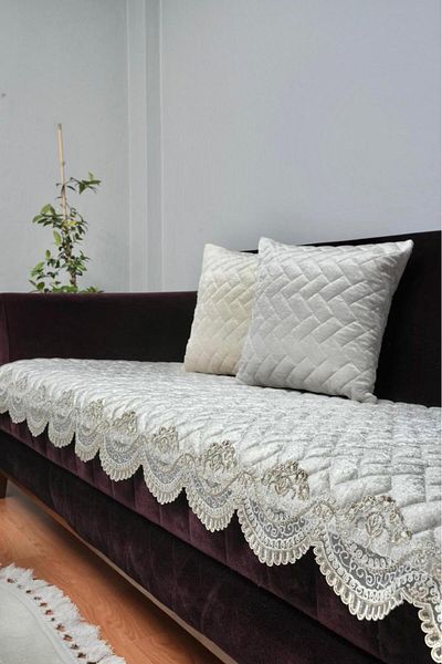DECORA CASA HOME COLLECTİON Husă de scaun din catifea de lux cu model matlasat brodat din dantelă cu bază anti-alunecare