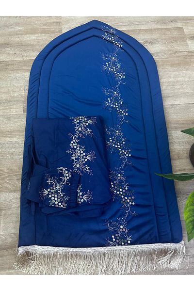 smart home Embroidered sponge padded prayer rug set with embroidered prayer sheet. Excellent soft cool material that provides you with comfort.