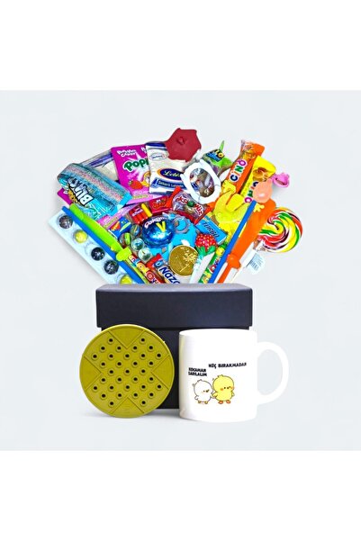 Nostaljik Lezzetler Zamana Dokunan Siyah Hediye Kutusu ve Hiç Bırakmadan Koca...