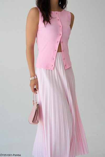 Qu Style Women's Pink Crew Neck Buttoned Blouse