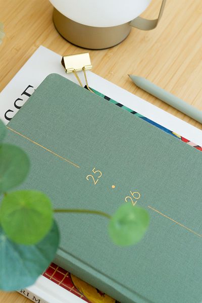 Matt Notebook 2025-2026 A5 Λινό Ακαδημαϊκό Ατζέντα 15x21 cm - 17 Μηνιαίο Πράσινο