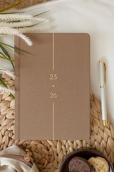 Matt Notebook 2025-2026 Ακαδημαϊκό Ατζέντα Α5 Λινό 15x21 cm - 17 Μηνιαίο Γαλακτοκόκκινο