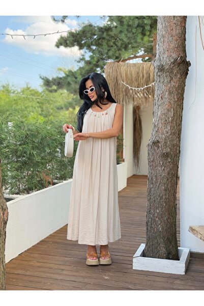 LB Laluna Butik Γυναικείο μακρύ φόρεμα με γιακά κοχύλι με λεπτομέρεια