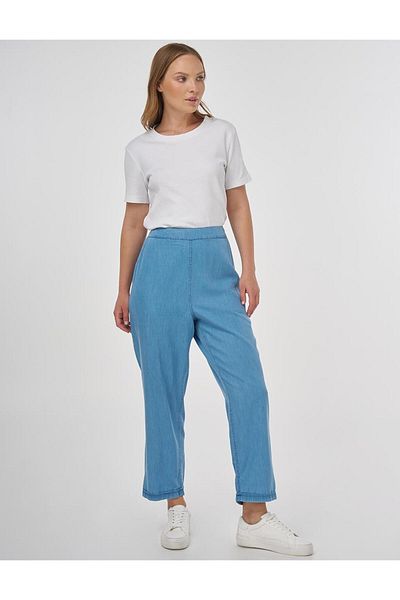 Kayra Carrot Cut Lyocell Trousers Ice Blue
