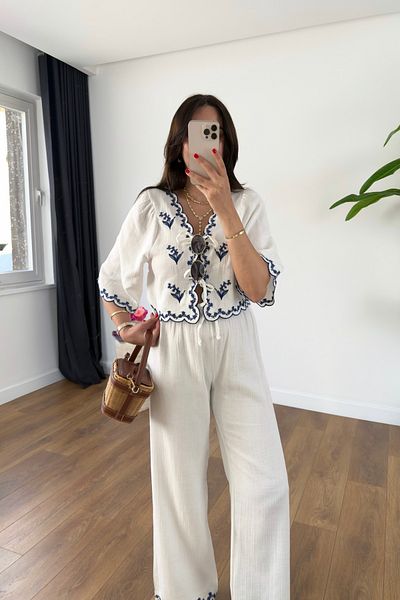 BİRCANÇİL Vonna Ecru Embroidery Detailed Blouse Trousers Set