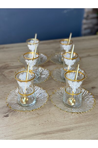 Hediye Köşkü 18 parça 6 Kişilik Taç Model Çay Seti
