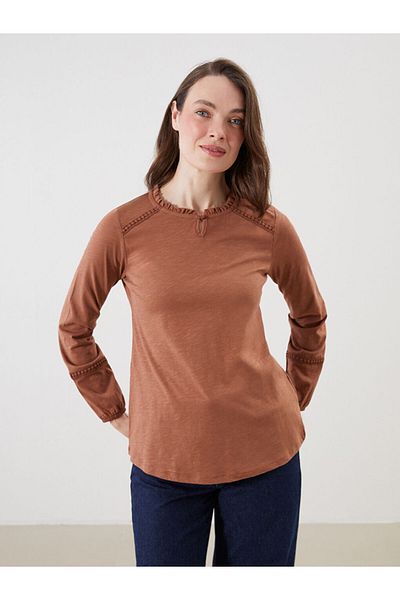 LC Waikiki Grace Brown Ruffled Crew Neck Lace Detailed Blouse