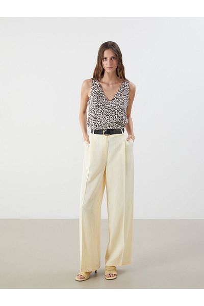 LC Waikiki Black V-Neck Leopard Patterned Linen Look Blouse