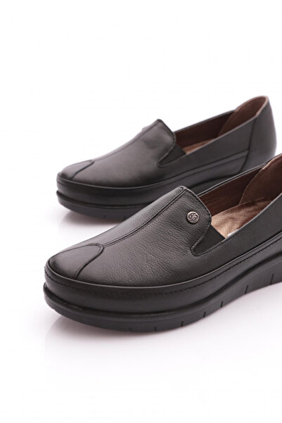 DGN 1001 Women's Comfort Shoes