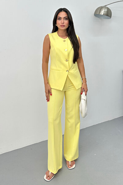 spirituel Women's Double Bottom Top Set Stylish Button Detailed Crew Neck Regular Vest Pants Set