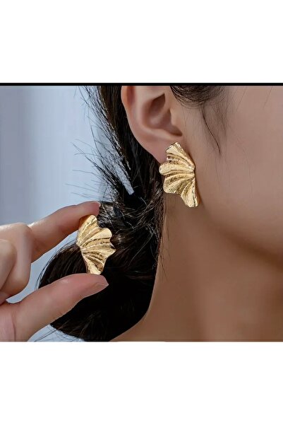 NO BRAND Gold kıvrımlı yaprak küpe