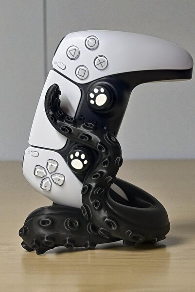 Valyria PS4/PS5Uyumlu Konsol Standı Kol Tutucu Stand Joystick Standı 3D Baskı...